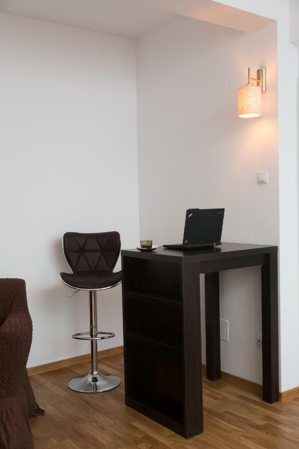 Central Luxury Flat With Terrace - Adela Accommodation - Ideal For Long Stays Bukurešť Exteriér fotografie