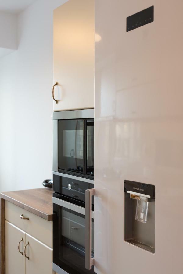 Central Luxury Flat With Terrace - Adela Accommodation - Ideal For Long Stays Bukurešť Exteriér fotografie