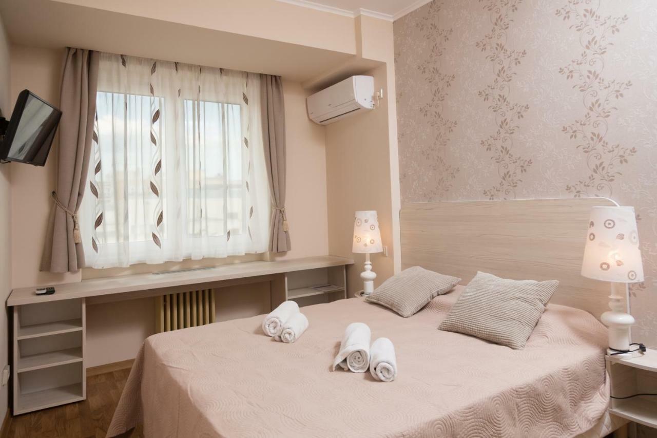 Central Luxury Flat With Terrace - Adela Accommodation - Ideal For Long Stays Bukurešť Exteriér fotografie